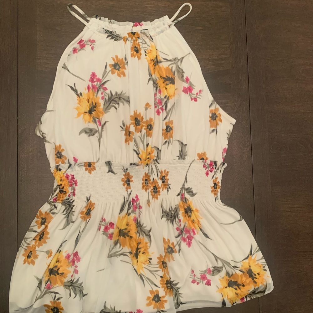Women’s Express top